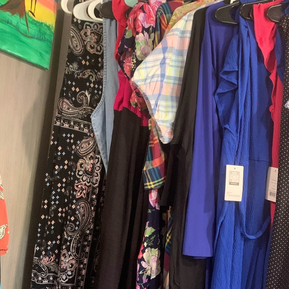 2X Dresses Live Show